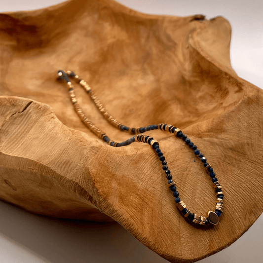 Annecy - Collier en lapis lazuli et hématites dorés